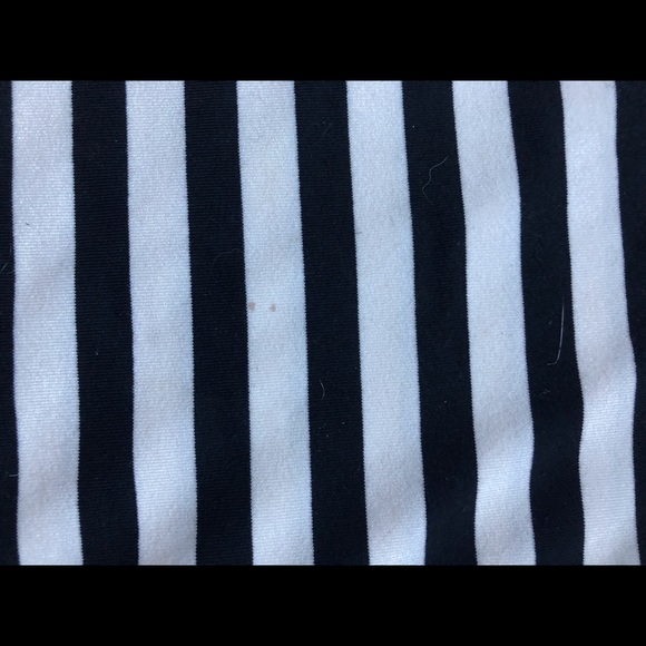 Lululemon size 6 tank top - Picture 5 of 5